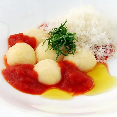 Semesteranläggning (resort) Dolada Boutique Hotel Staol